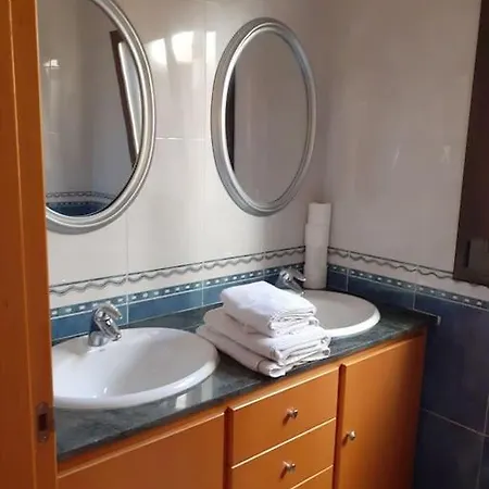 Piso Con Desayuno Incluido Y Vistas A La Montana.